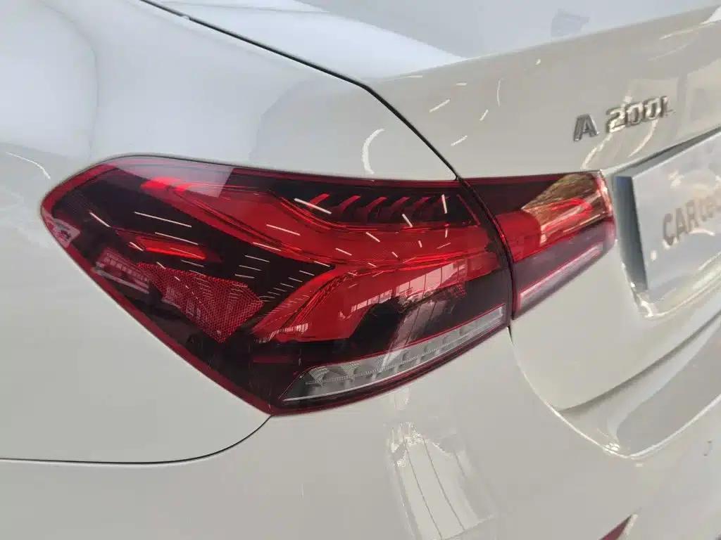 Mercedes-Benz A-Class 2020 A 200 L Sport Sedan — миниатюра 15