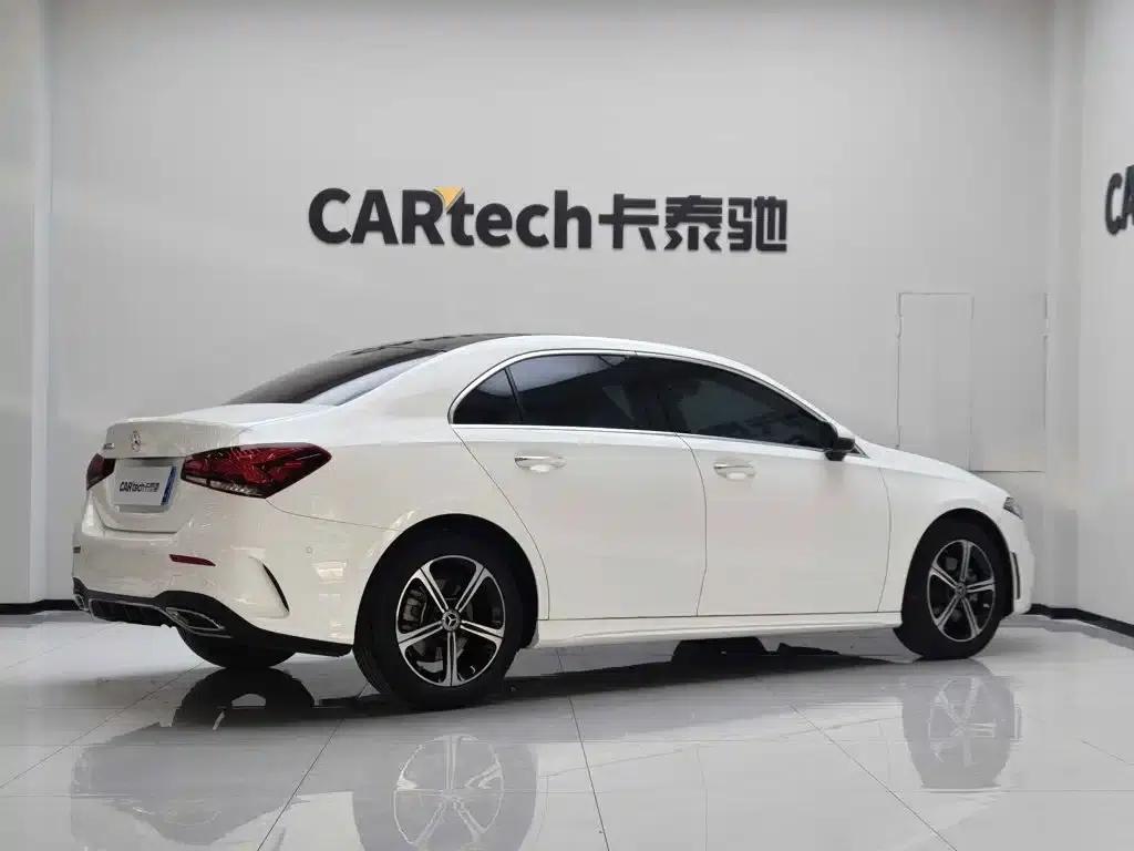 Mercedes-Benz A-Class 2020 A 200 L Sport Sedan — миниатюра 3