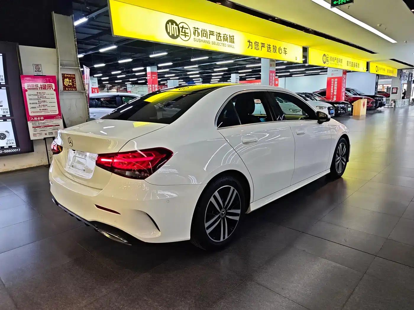 2020 Mercedes-Benz A-Class A 180 L Sport Sedan — миниатюра 7