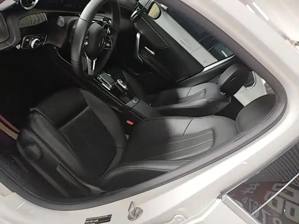 Mercedes-Benz A-Class 2021 Facelift A 180 L Sport Sedan — миниатюра 15