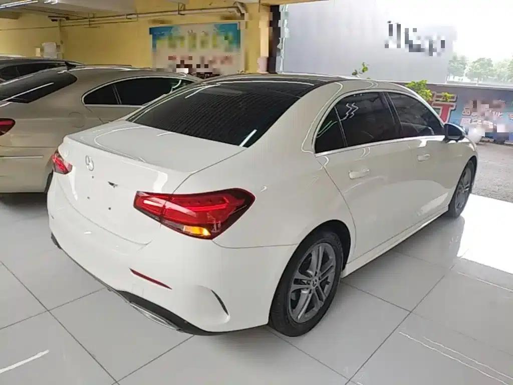 Mercedes-Benz A-Class 2021 Facelift A 180 L Sport Sedan — миниатюра 7
