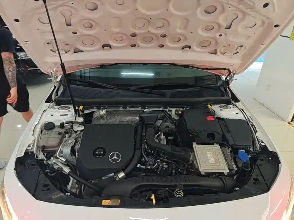 Mercedes-Benz A-Class 2020 Facelift A 180 L Sport Sedan — миниатюра 20