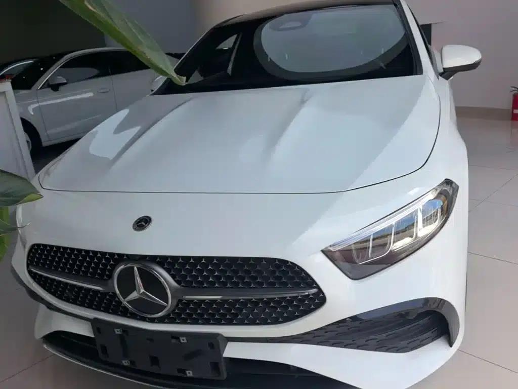 2023 Mercedes-Benz A-Class A 200 L Fashion Edition — миниатюра 3