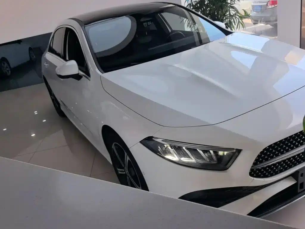 2023 Mercedes-Benz A-Class A 200 L Fashion Edition — миниатюра 4