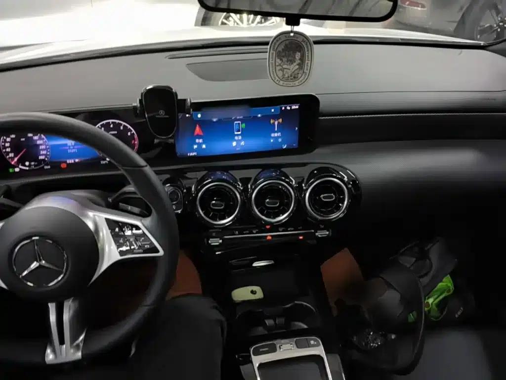 2024 Mercedes-Benz A-Class Facelift A 180 L — миниатюра 10