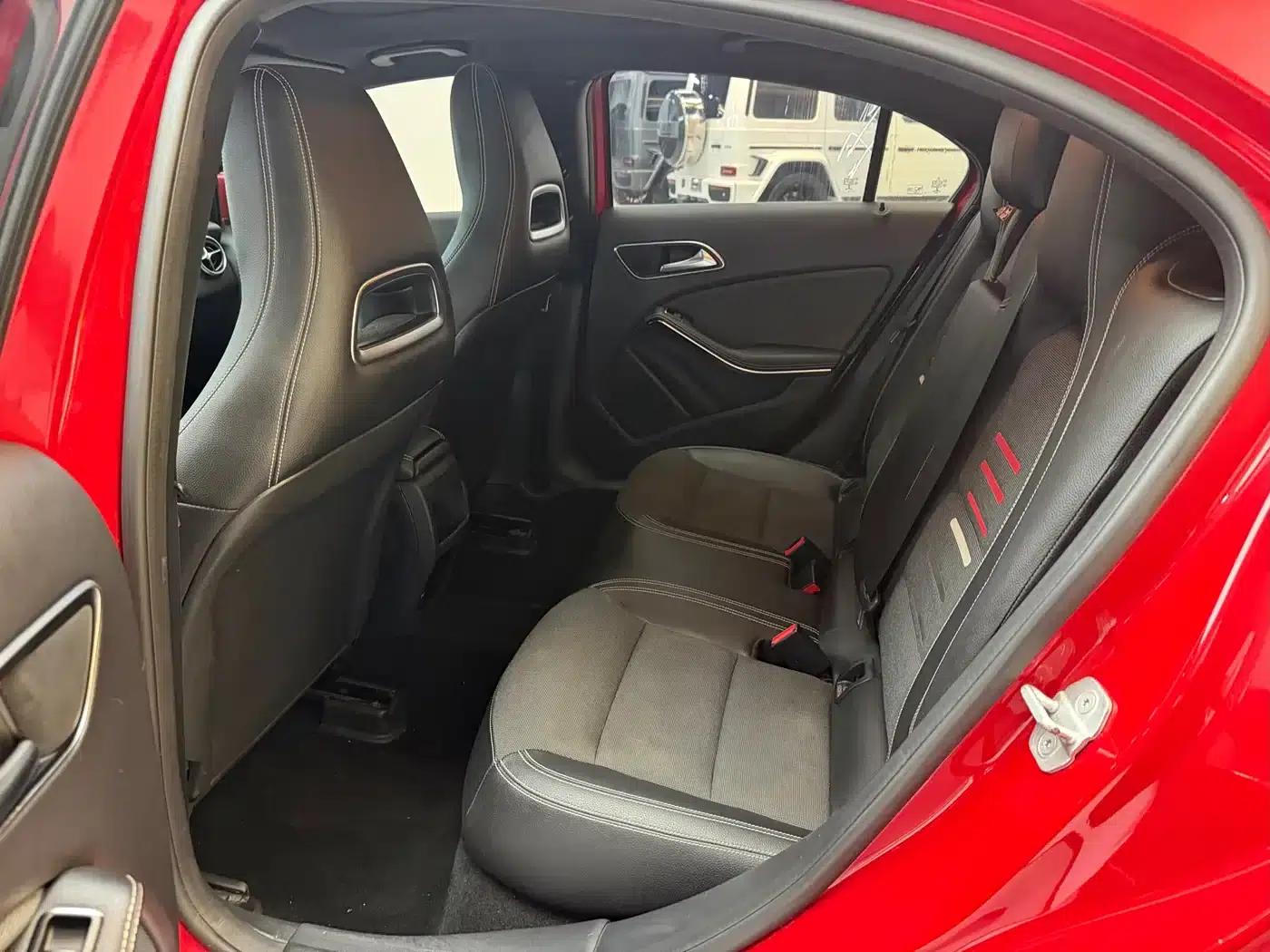 Imported Mercedes-Benz A-Class 2016 A 180 — миниатюра 7