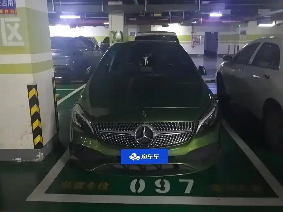 Imported Mercedes-Benz A-Class 2016 A 200 Sport — миниатюра 2