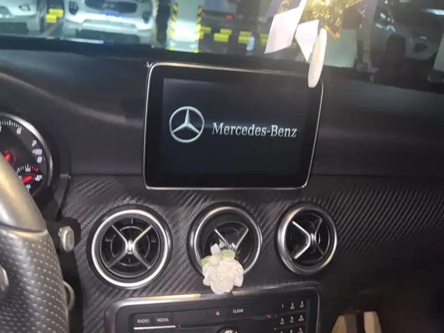 Imported Mercedes-Benz A-Class 2016 A 200 Sport — миниатюра 13