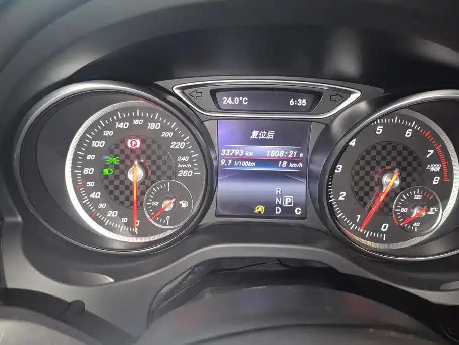 Imported Mercedes-Benz A-Class 2016 A 200 Sport — миниатюра 14