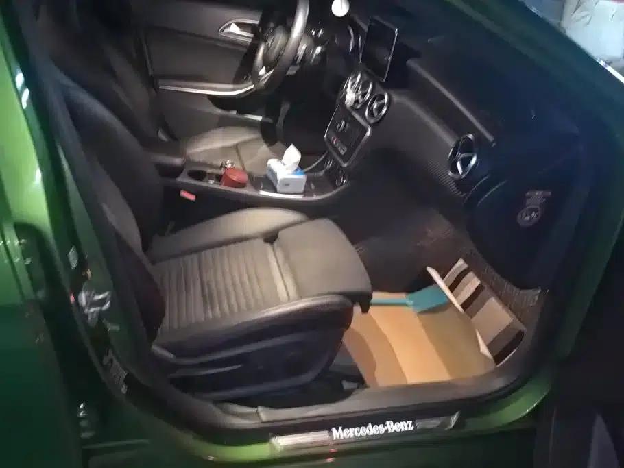 Imported Mercedes-Benz A-Class 2016 A 200 Sport — миниатюра 8