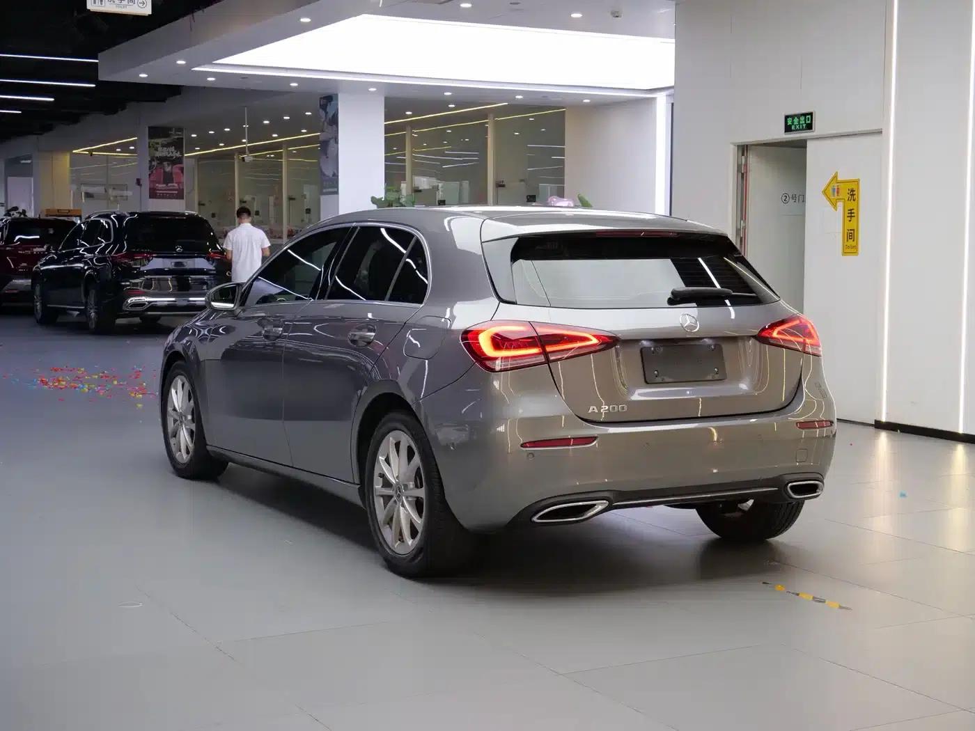 Imported Mercedes-Benz A-Class 2021 A 200 Fashion Model — миниатюра 5