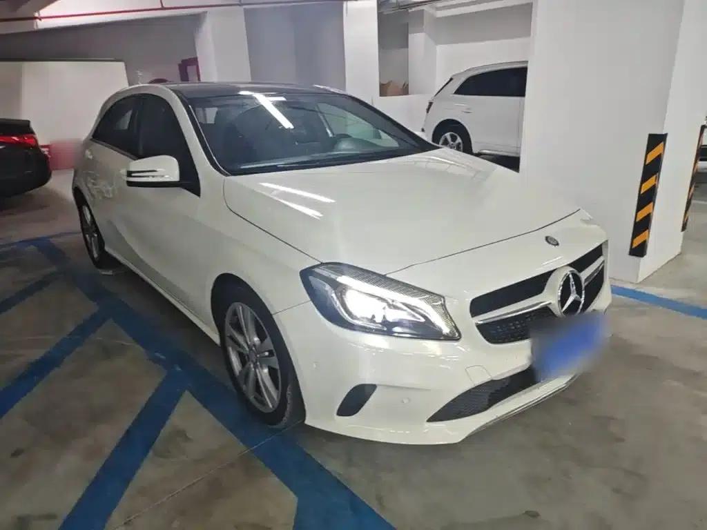 2016 Mercedes-Benz A-Class Imported Model A 200 Dynamic — миниатюра 4