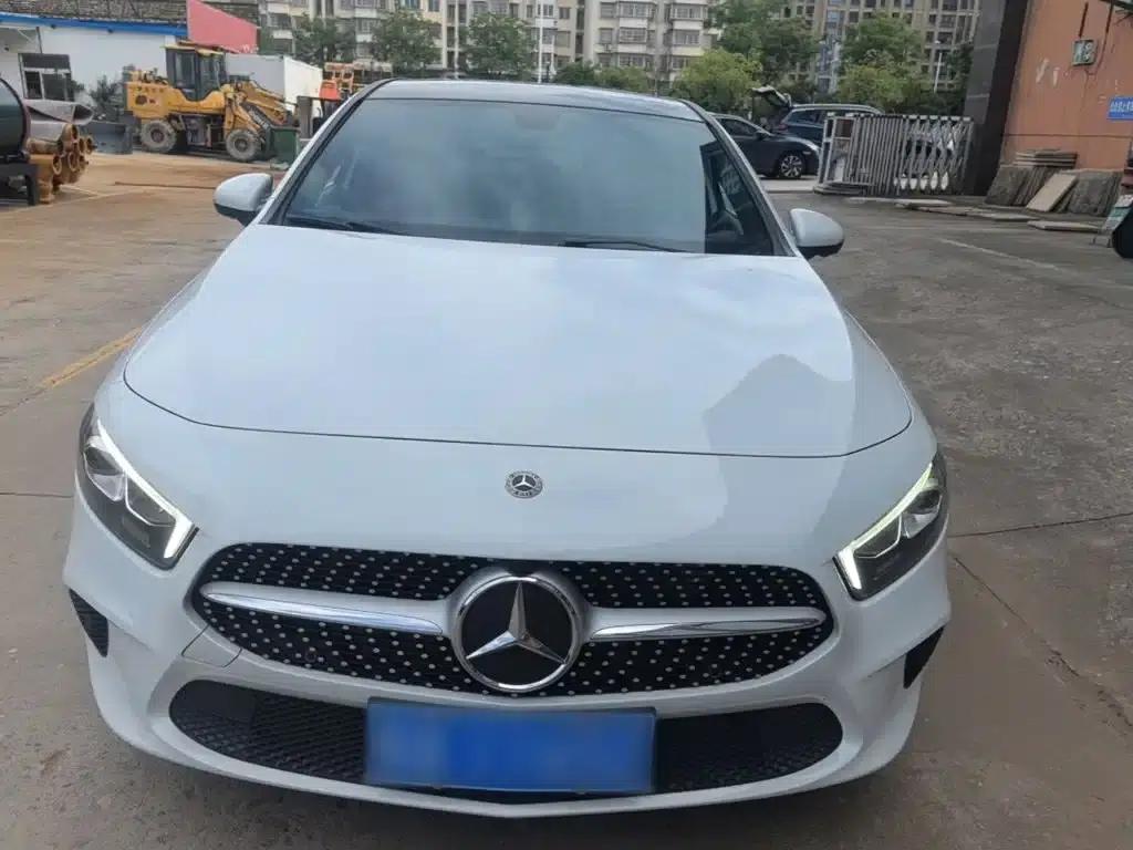 Mercedes-Benz A-Class (Imported) 2019 A 200 Dynamic — миниатюра 3