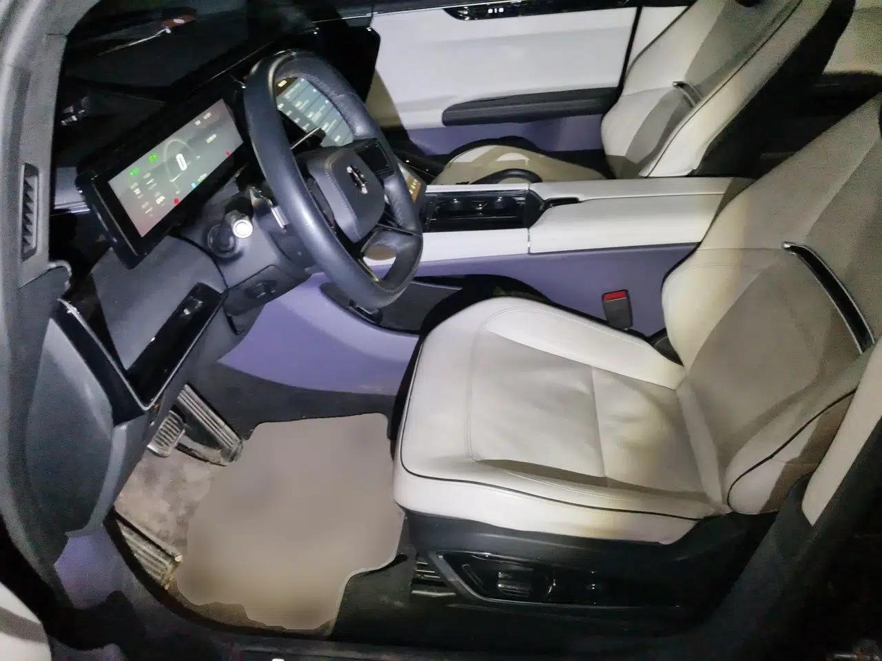HiPhi X 2021 Flagship Edition 6-Seater — миниатюра 15