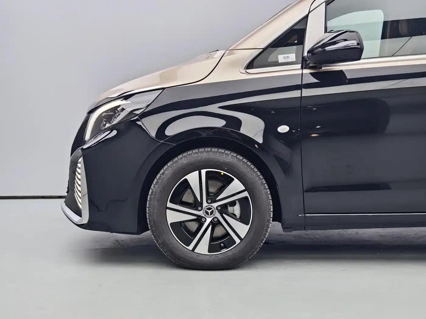 2024 Nissan Vito 2.0T Business Edition 7-seater — миниатюра 5