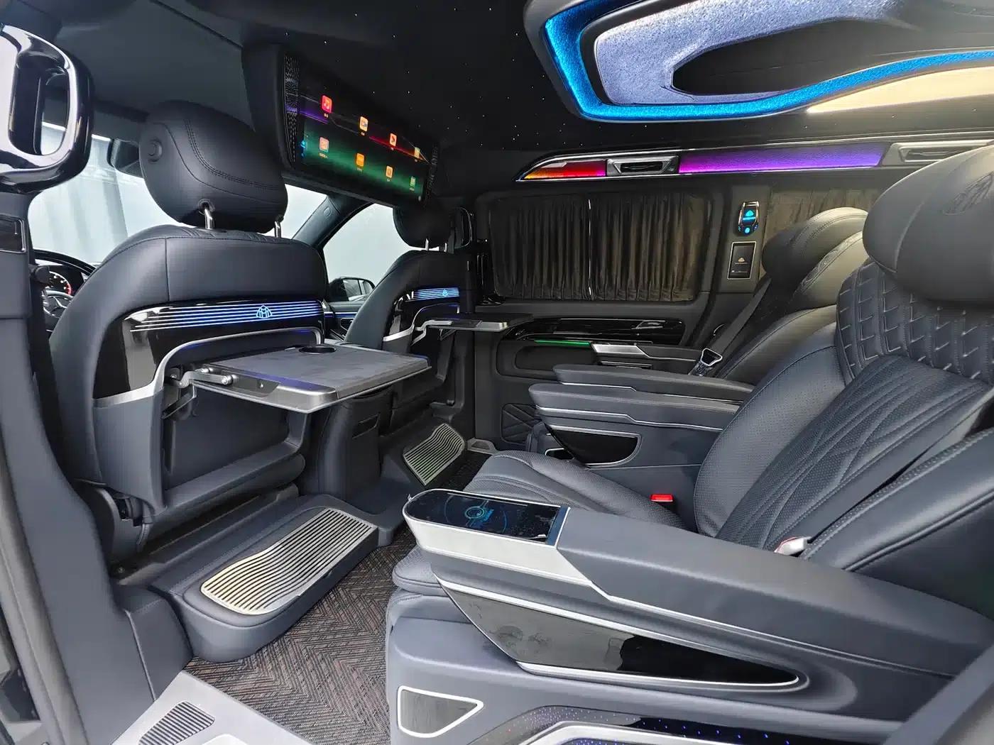 2024 Nissan Vito 2.0T Business Edition 7-seater — миниатюра 18