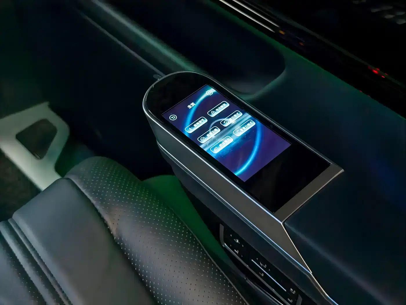 2024 Nissan Vito 2.0T Business Edition 7-seater — миниатюра 22