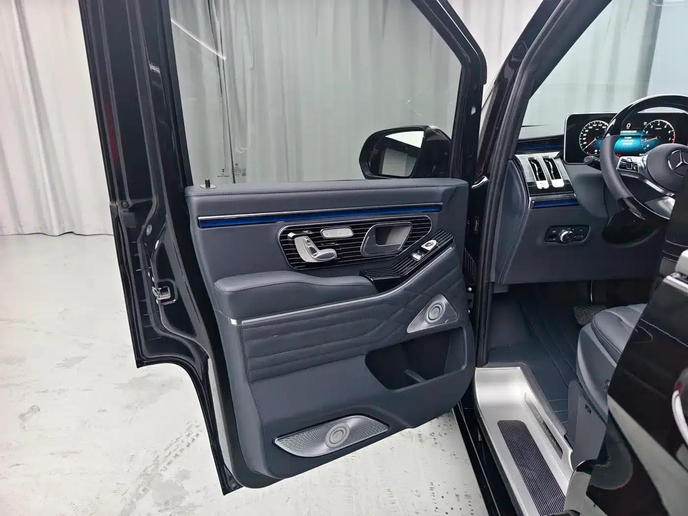 2024 Nissan Vito 2.0T Business Edition 7-seater — миниатюра 7