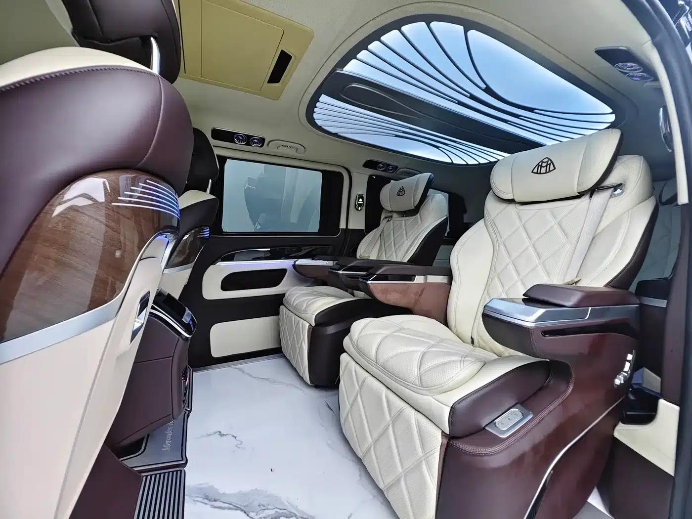 2023 Nissan Vito 2.0T Business Edition 7-seater — миниатюра 18