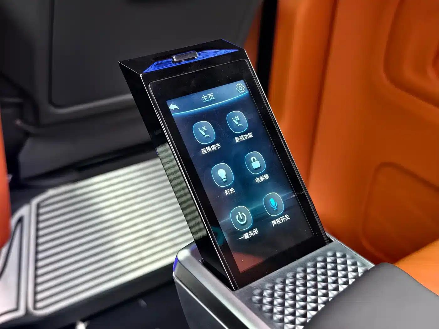 2024 Nissan Vito 2.0T Business Edition 7-seater — миниатюра 20
