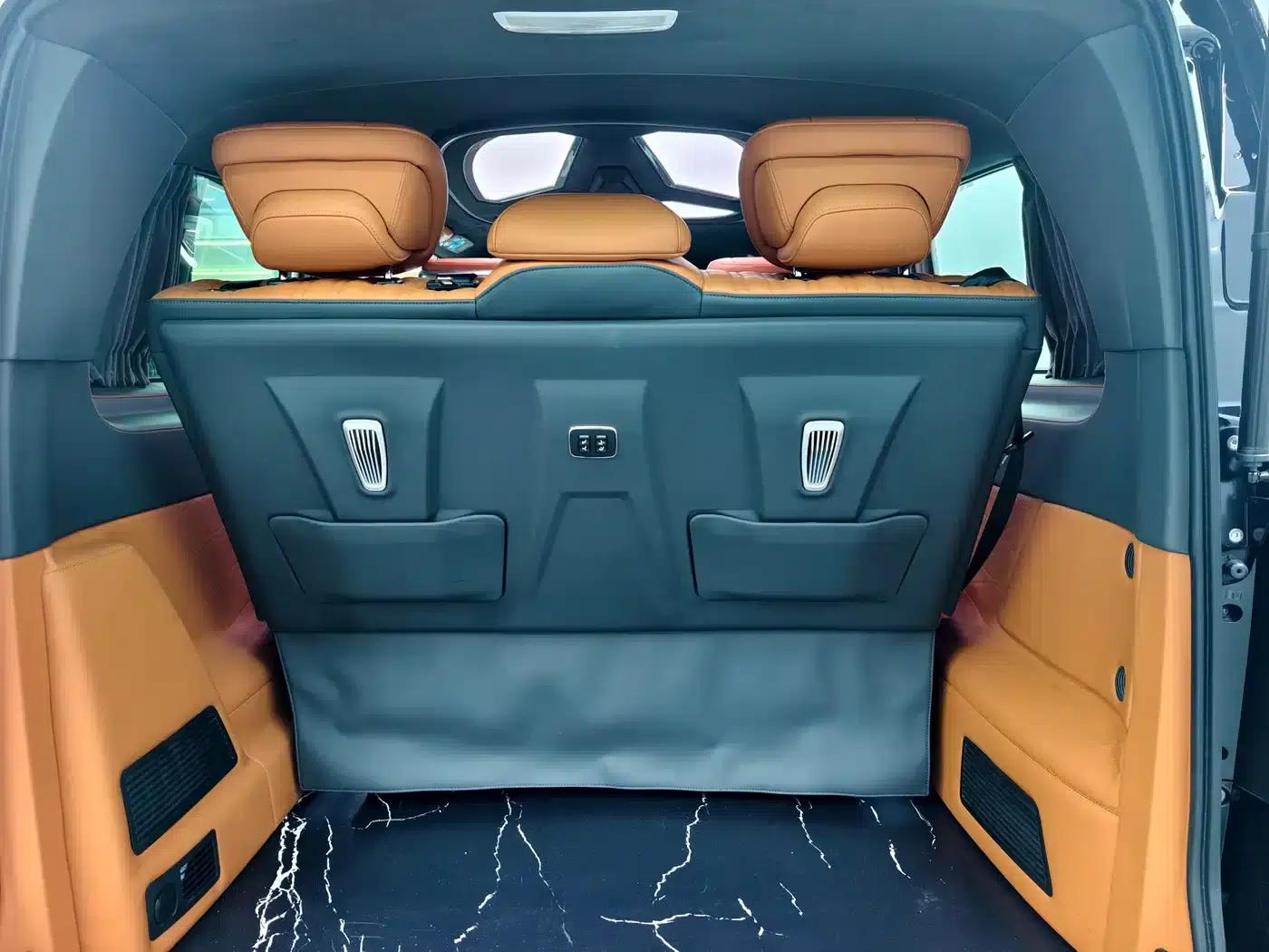 2024 Nissan Vito 2.0T Business Edition 7-seater — миниатюра 24