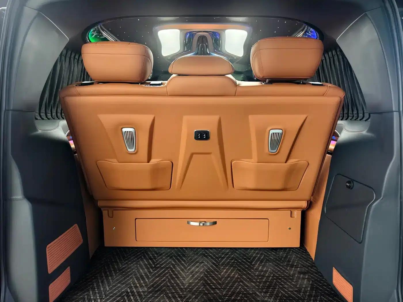 2024 Nissan Vito 2.0T Business Edition 7-seater — миниатюра 27