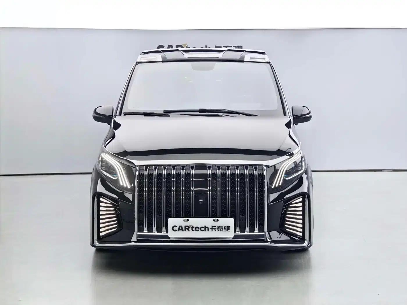2023 Nissan Vito 2.0T Business Edition 7-seater — миниатюра 2