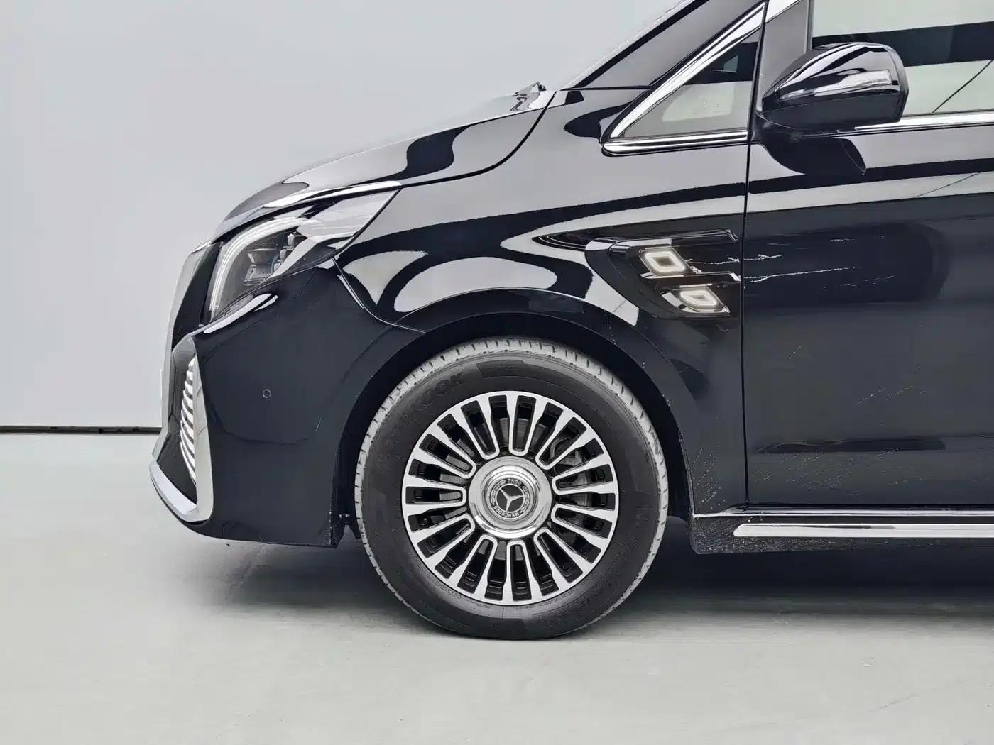 2023 Nissan Vito 2.0T Business Edition 7-seater — миниатюра 6