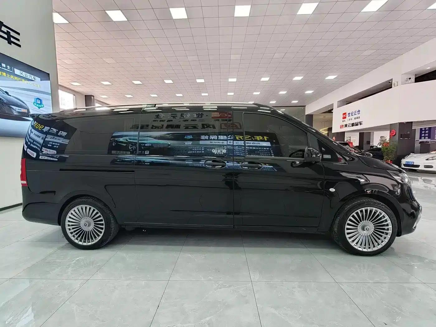 Vito 2021 2.0T Business Edition 7-seater — миниатюра 4