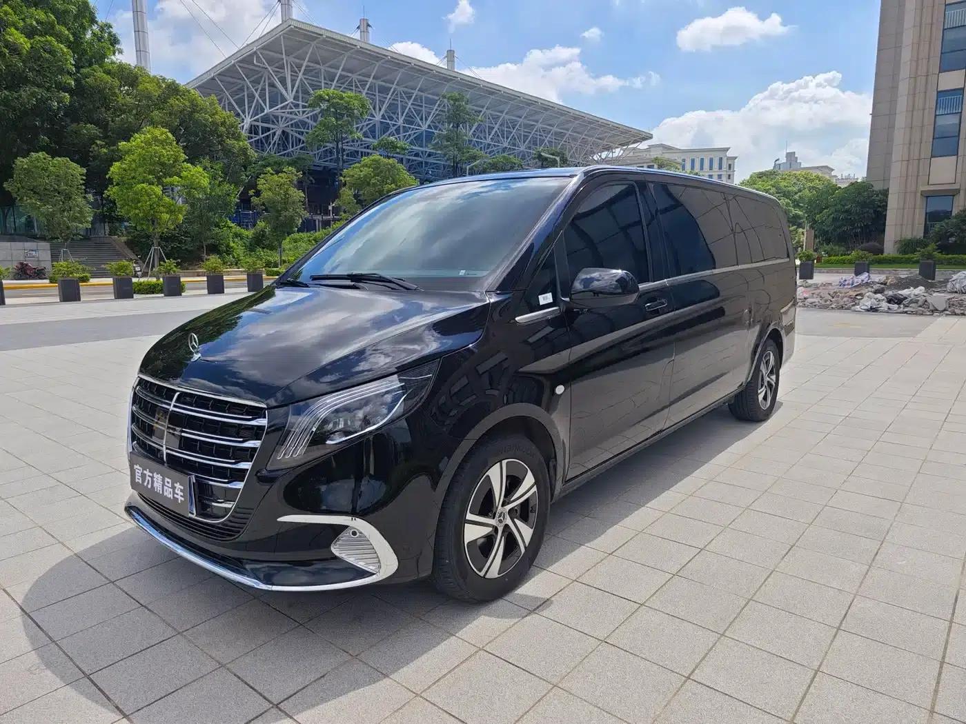 Vito 2024 2.0T Elite Edition 7-seater — миниатюра 1