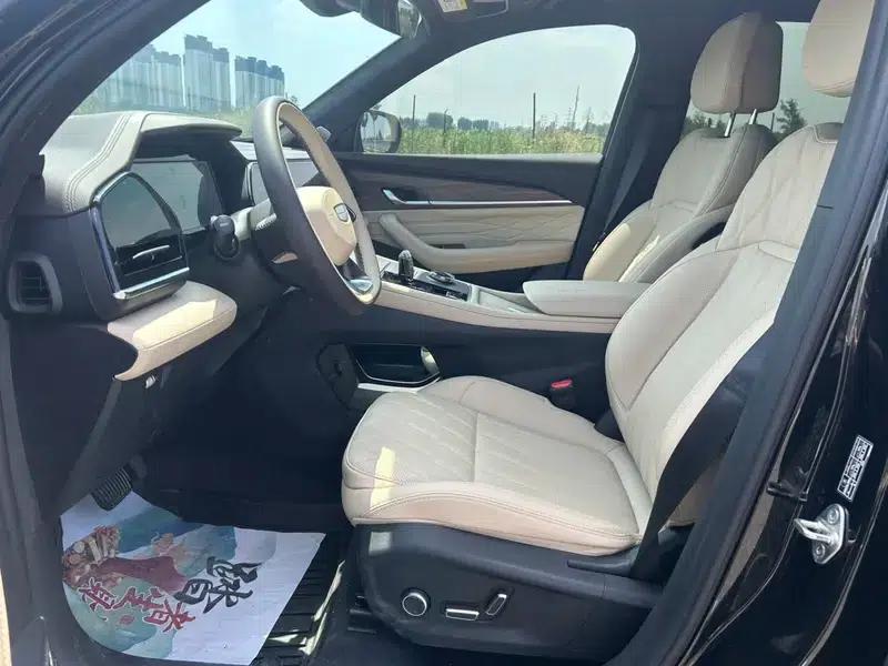 Geely Xingyue L 2025 2.0TD High-Power Automatic Two-Wheel Drive Oriental Star Edition — миниатюра 8