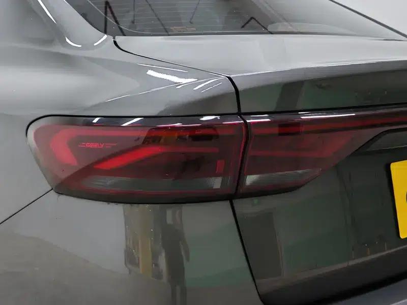 Geely Emgrand 2023 4th Generation Champion Edition 1.5L CVT Premium — миниатюра 13