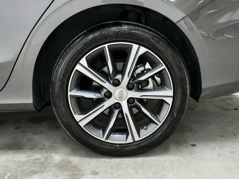 Geely Emgrand 2023 4th Generation Champion Edition 1.5L CVT Premium — миниатюра 9