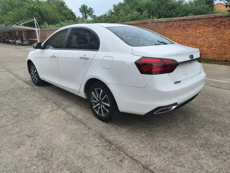 Geely Emgrand 2019 Leading Edition 1.5L CVT Asian Games Edition (National VI Emission Standard) — миниатюра 4