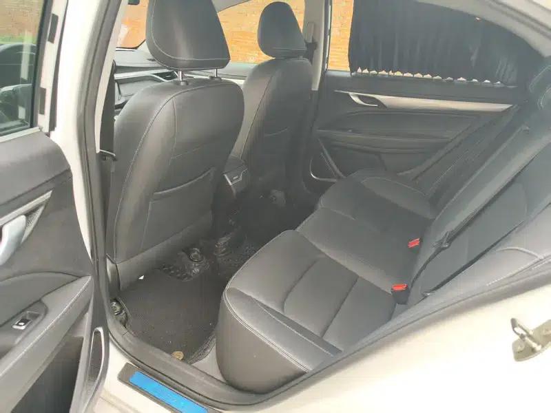 Geely Emgrand 2019 Leading Edition 1.5L CVT Asian Games Edition (National VI Emission Standard) — миниатюра 9