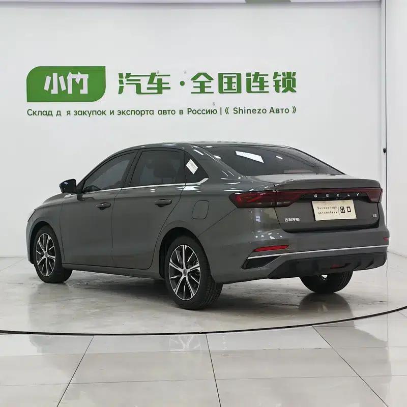 Geely Emgrand 2022 4th Generation 1.5L CVT Premium — миниатюра 5