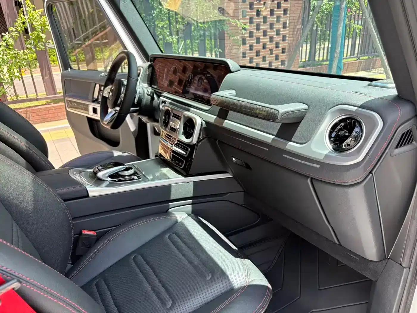 2022 Mercedes-Benz G-Class G 500 — миниатюра 14