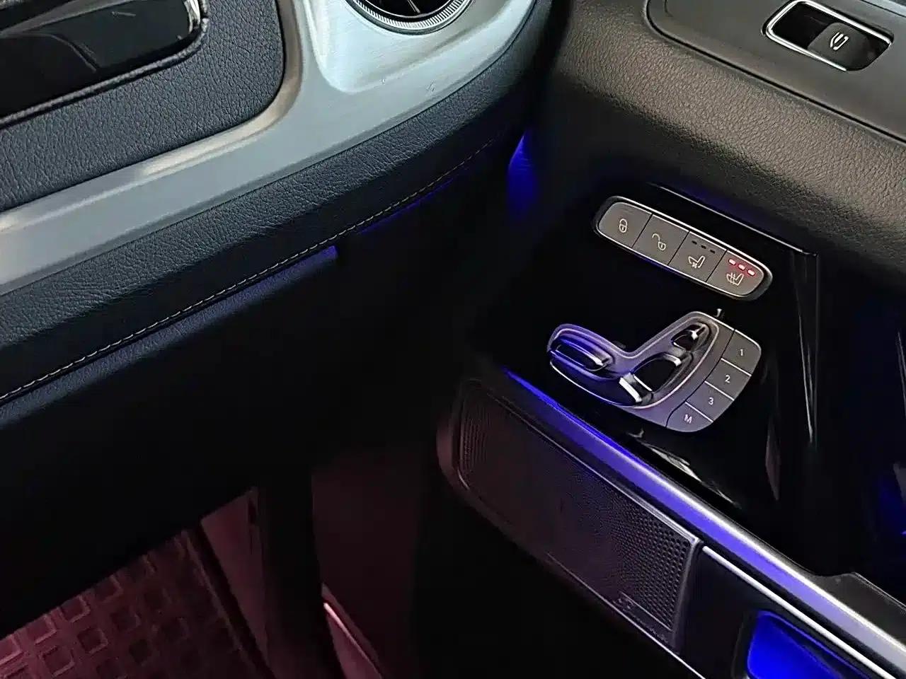 2019 Mercedes-Benz G-Class G 500 — миниатюра 12