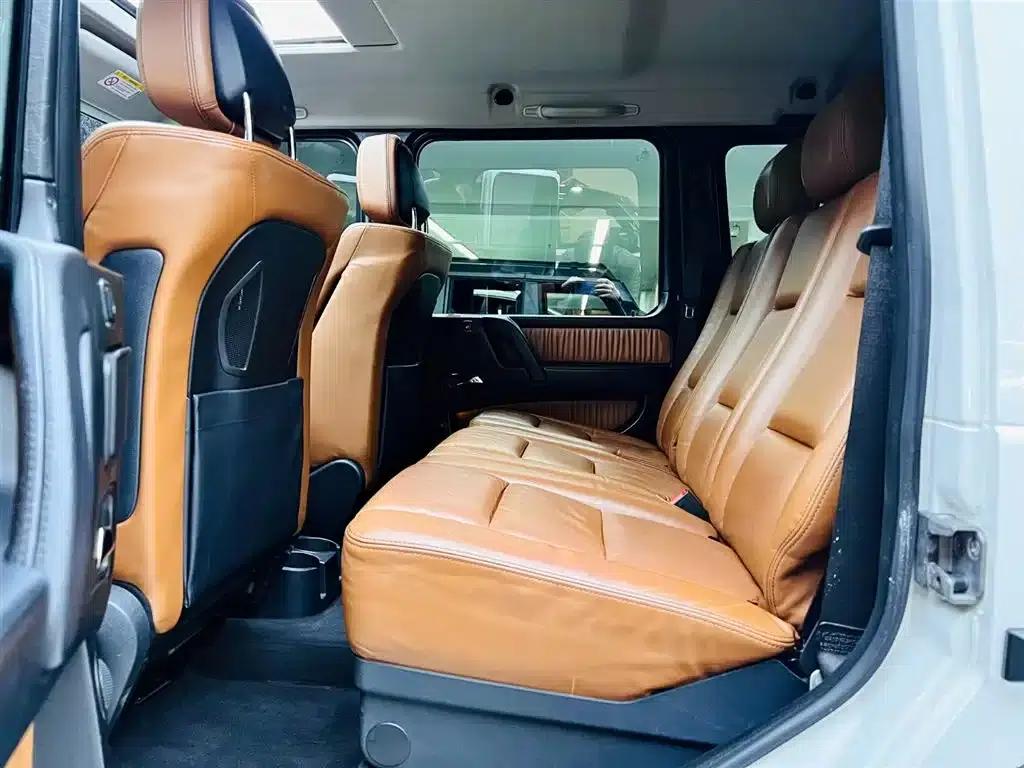 2017 Mercedes-Benz G-Class G 500 — миниатюра 16