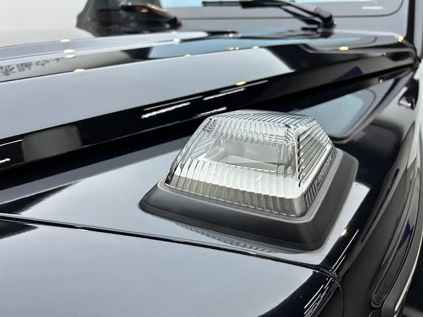 2023 Mercedes-Benz G-Class G 500 — миниатюра 17