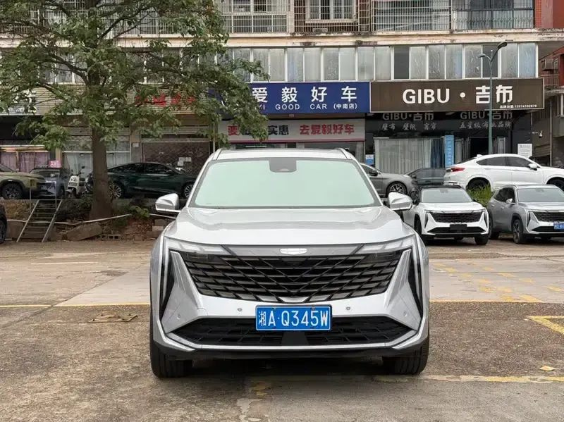 Geely Boyue L 2023 1.5TD DCT Premium Edition — миниатюра 2