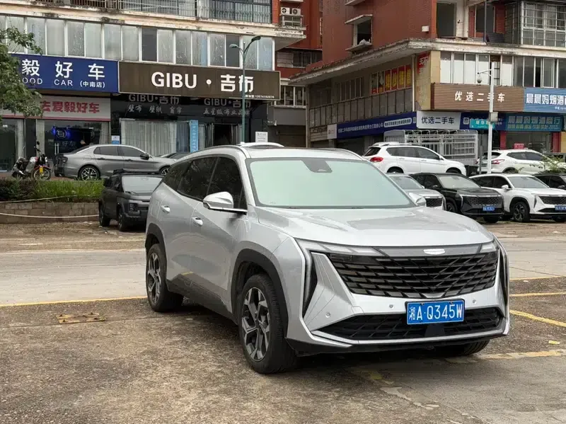 Geely Boyue L 2023 1.5TD DCT Premium Edition — миниатюра 3