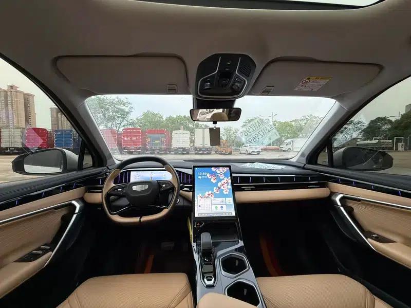 Geely Boyue L 2023 1.5TD DCT Premium Edition — миниатюра 8