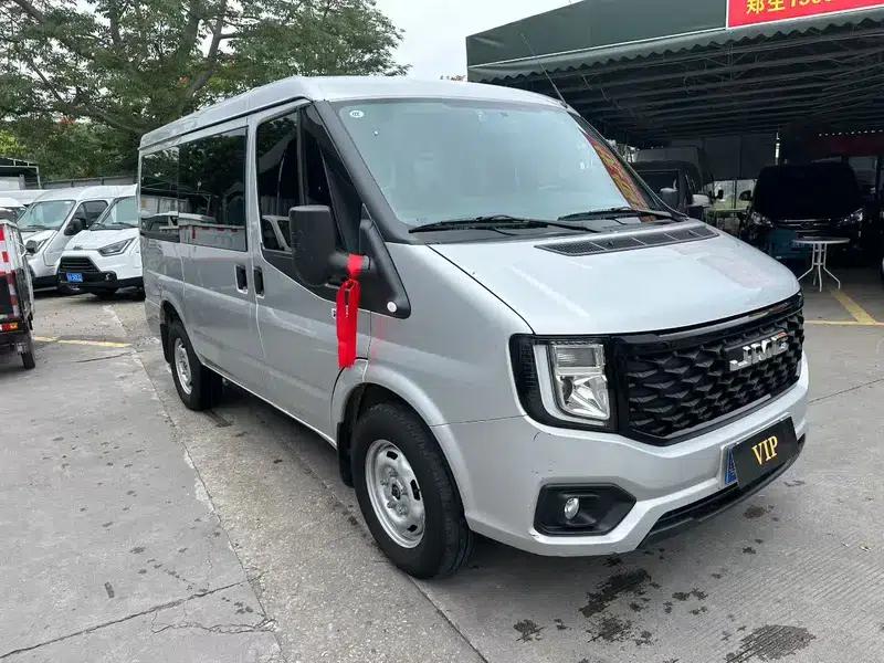 Fushun 2023 2.0T Manual Diesel Short Wheelbase Low Roof Commercial Passenger Van, 6 Seats, Double Tailgate — миниатюра 2
