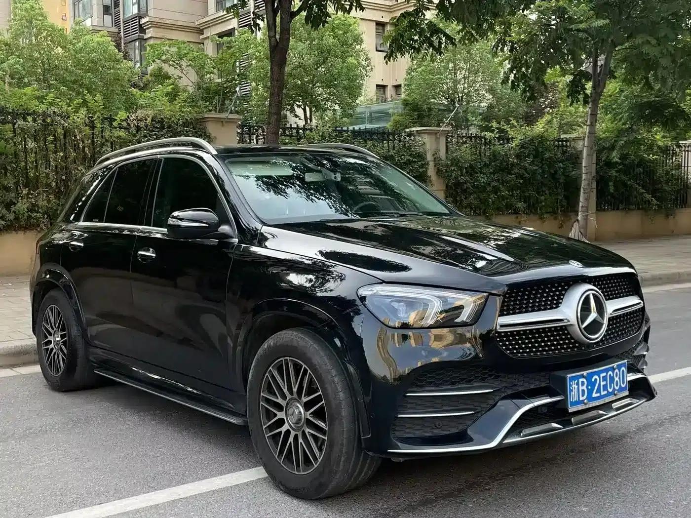 Imported Mercedes-Benz GLE 2020 facelift GLE 350 4MATIC Fashion model — миниатюра 2