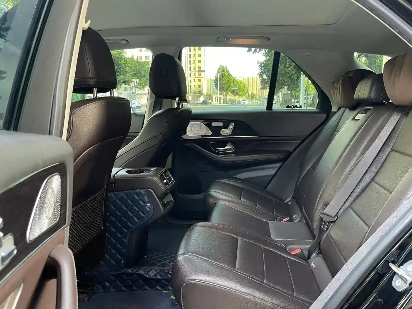 Imported Mercedes-Benz GLE 2020 facelift GLE 350 4MATIC Fashion model — миниатюра 5