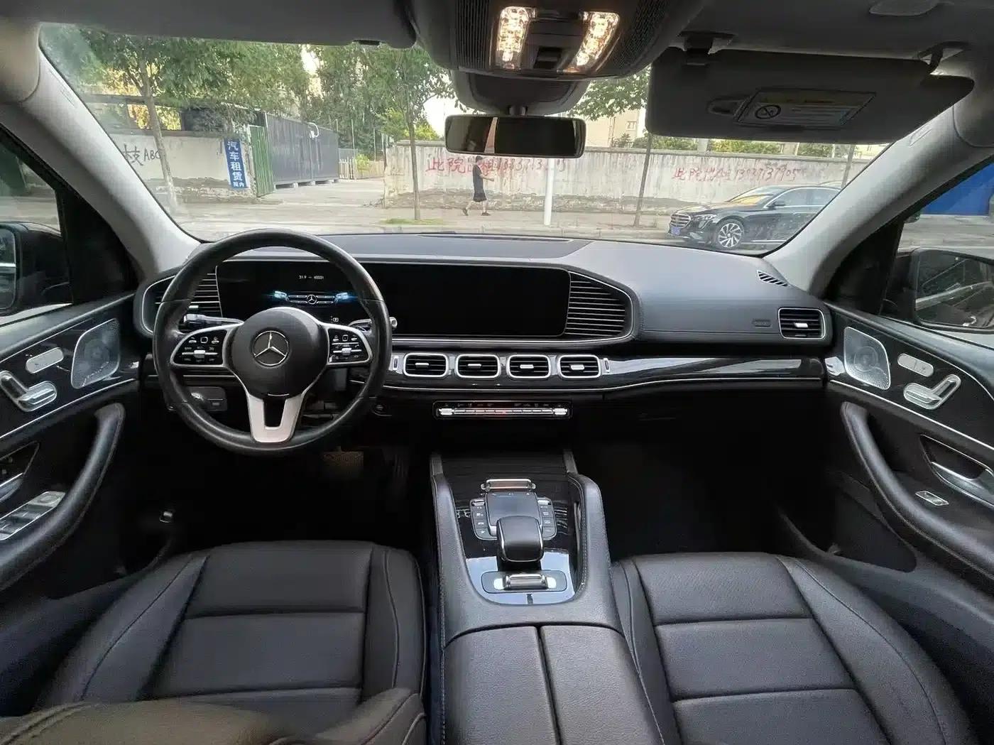 Imported Mercedes-Benz GLE 2020 facelift GLE 350 4MATIC Fashion model — миниатюра 6