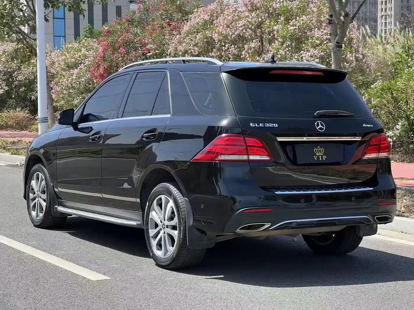 Imported Mercedes-Benz GLE 2016 GLE 320 4MATIC Luxury — миниатюра 8