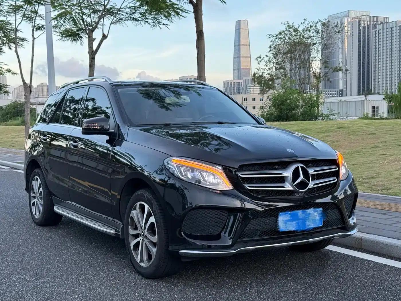 Imported Mercedes-Benz GLE 2017 GLE 320 4MATIC Luxury — миниатюра 3