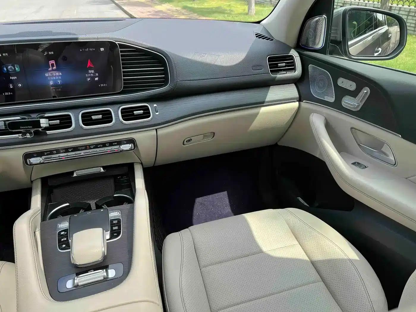 Imported Mercedes-Benz GLE 2020 GLE 450 4MATIC Fashion Model — миниатюра 14